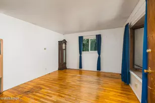 1370 Castle Wy, Reno, NV 89512 - Photo 5