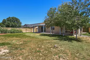 1060 Pepper Ln, Fernley, NV 89408 - Photo 37