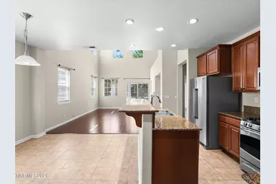 550 Little Sorrel Court, Reno, NV 89521 - Photo 9