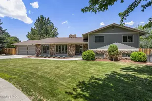 1505 Krupp Cir, Reno, NV 89509 - Photo 5