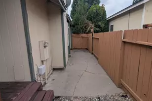 4335 Perro Ln, Reno, NV 89502 - Photo 15