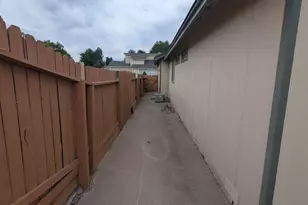 4335 Perro Ln, Reno, NV 89502 - Photo 15