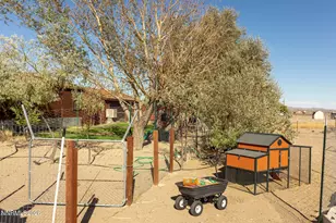 1351 W Spruce St, Silver Springs, NV 89429 - Photo 15
