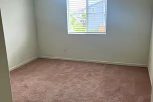 11042 Marymount Dr, Reno, NV 89506 - Photo 9