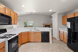 1940 Four Iron Ct, Fernley, NV 89408 - Photo 19