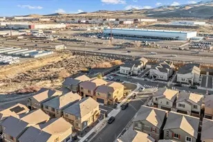 9607 Nautical Mile Rd, Reno, NV 89506 - Photo 47