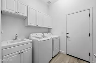 2845 Oxley Dr, Sparks, NV 89436 - Photo 45