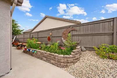 7845 Opal Bluff Drive, Reno, NV 89506 - Photo 31
