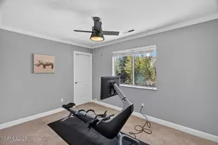 7880 Monterey Shores Dr, Reno, NV 89506 - Photo 37