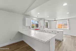9830 Crystalline Dr, Reno, NV 89506 - Photo 27