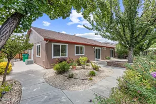 9830 Crystalline Dr, Reno, NV 89506 - Photo 39