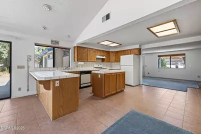 2724 Stewart Avenue, Minden, NV 89423 - Photo 7