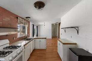 6305 Crumlish St, Stagecoach, NV 89429 - Photo 9