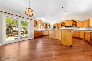 905 Thoroughbred Cir, Reno, NV 89508 - Photo 5