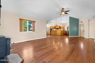 905 Thoroughbred Cir, Reno, NV 89508 - Photo 13