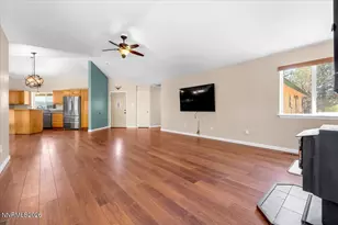 905 Thoroughbred Cir, Reno, NV 89508 - Photo 13
