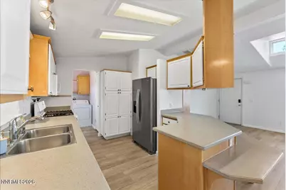 7895 N Claridge Pointe Parkway, Reno, NV 89506 - Photo 13