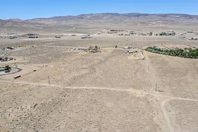4810 Holmes Avenue, Silver Springs, NV 89429 - Photo 9