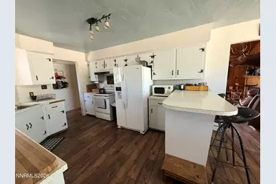 651 Highway 208, Yerington, NV 89447 - Photo 5