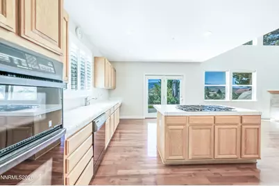 7148 Heatherwood Drive, Reno, NV 89523 - Photo 13