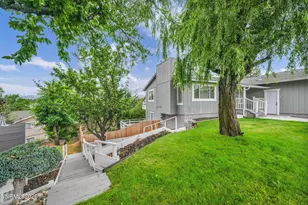 981 Mitch Dr, Gardnerville, NV 89460 - Photo 15
