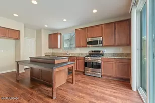 1052 Crown View Dr, Reno, NV 89523 - Photo 5
