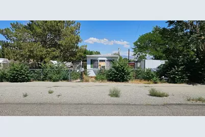 421 First Avenue, Yerington, NV 89447 - Photo 1