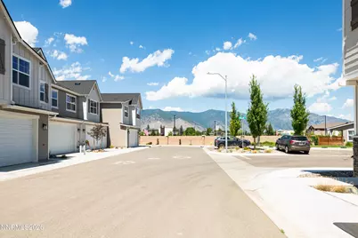864 Furlong Drive, Minden, NV 89423 - Photo 5