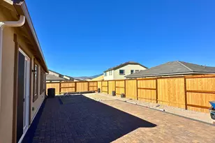 7897 Willow Thicket Dr, Reno, NV 89521 - Photo 19