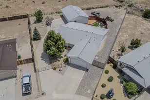 810 Brandy Ct, Dayton, NV 89403 - Photo 9