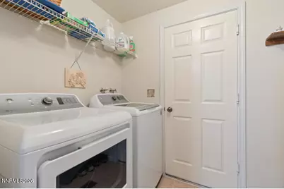 561 Yellow Jacket Road, Dayton, NV 89403 - Photo 11