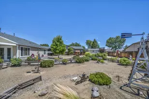 801 Autumn Ct, Dayton, NV 89403 - Photo 47