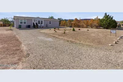 2815 Pueblo Street, Silver Springs, NV 89429 - Photo 3