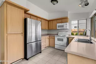 1101 Alta Vista Dr, Sparks, NV 89434 - Photo 11