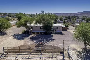 4950 Pueblo Dr, Stagecoach, NV 89429 - Photo 7