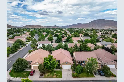 1611 Brentworth Way, Reno, NV 89521 - Photo 37