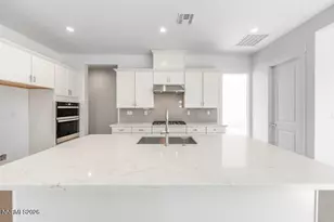 460 Hutchinson Dr, Sparks, NV 89441 - Photo 7