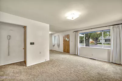 221 S Iris Street, Carson City, NV 89703 - Photo 7