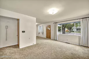 221 S Iris St, Carson City, NV 89703 - Photo 7