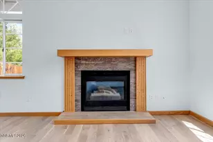 3947 Regal Dr, Reno, NV 89503 - Photo 9