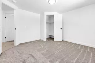 592 Morgan Cir, Sun Valley, NV 89433 - Photo 27