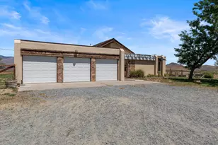 5200 Range Land Rd, Reno, NV 89510 - Photo 13