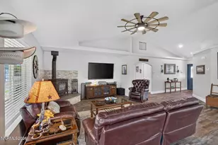 5630 Caleb Dr, Fallon, NV 89406 - Photo 5