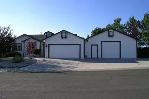 893 Vista Park Dr, Carson City, NV 89705 - Photo 1