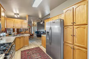 4790 Skyline Dr, Silver Springs, NV 89429 - Photo 11