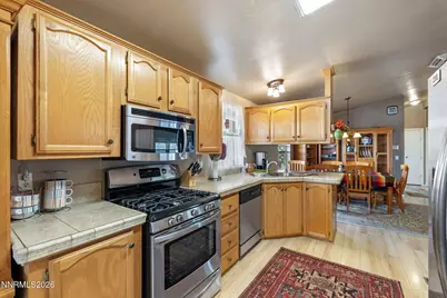 4790 Skyline Drive, Silver Springs, NV 89429 - Photo 13