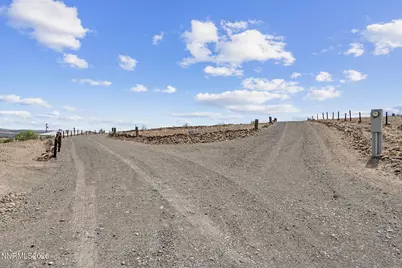 4790 Skyline Drive, Silver Springs, NV 89429 - Photo 3