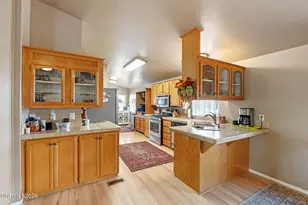 4790 Skyline Dr, Silver Springs, NV 89429 - Photo 9