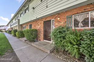 446 Smithridge Dr, Reno, NV 89502 - Photo 3