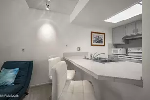 8820 Dixon Ln, Reno, NV 89511 - Photo 5